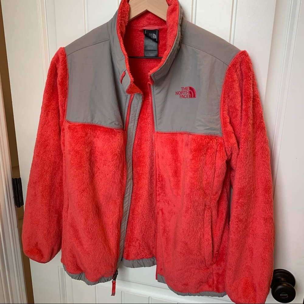 THE NORTH FACE Girls Sherpa Coral/Grey Jacket